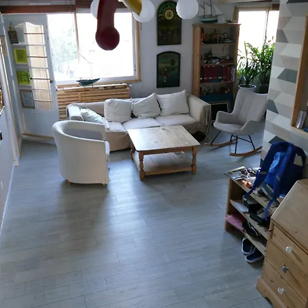Greg Rum i privatbostad Oullins
